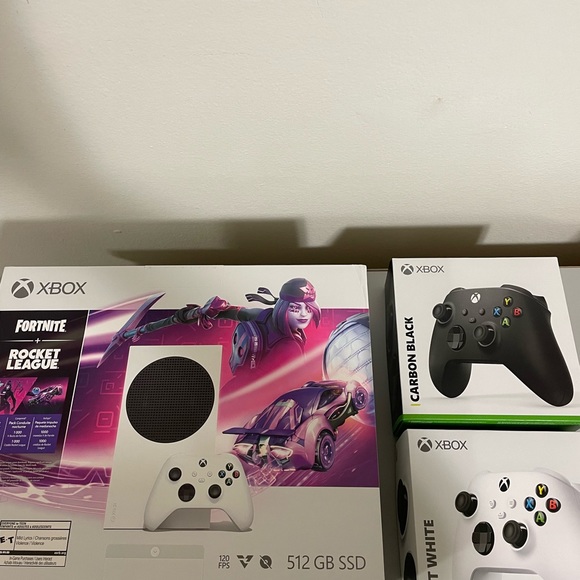 XBox Series S Rocket with 2 Controllers - Picture 3 of 3